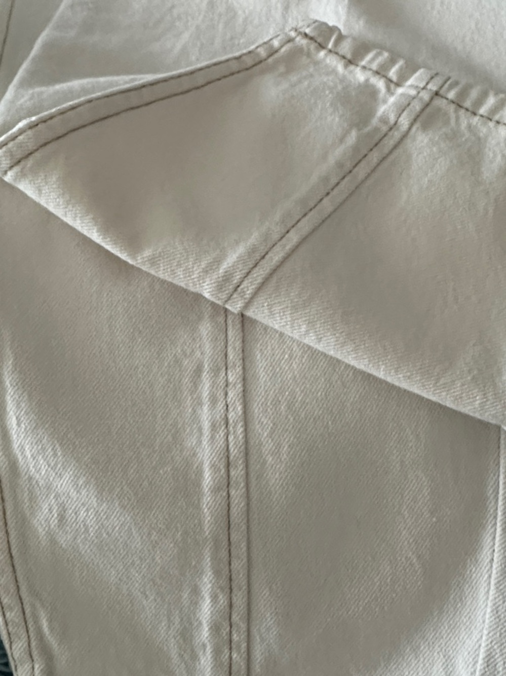a.n.a High-Rise White Patch-Front Women’s Jeans - Picture 15 of 15
